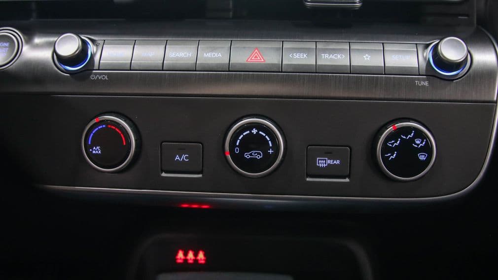 Hyundai Kona Essential 2025 — photo 15