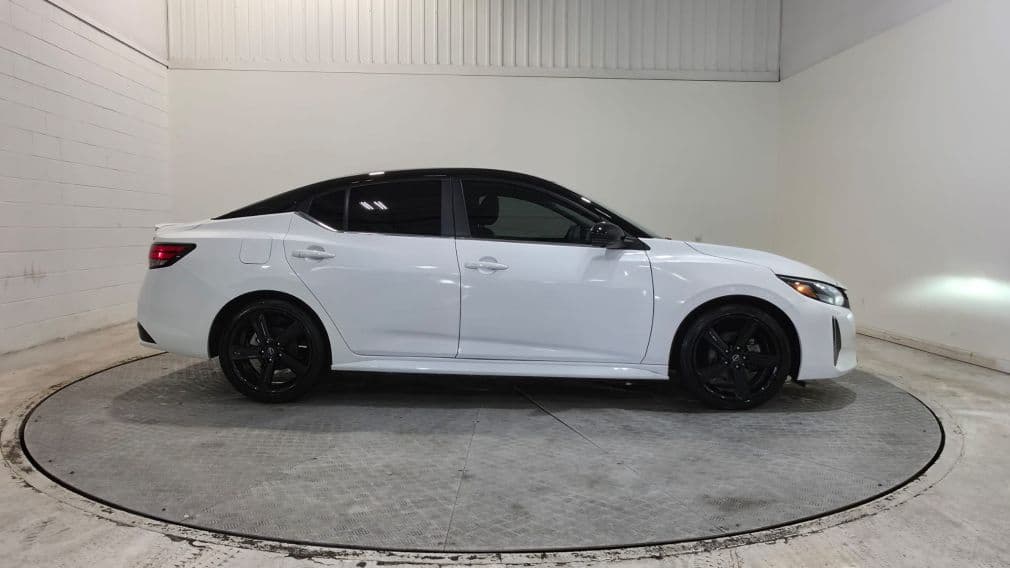 Nissan Sentra SR 2024 — photo 8