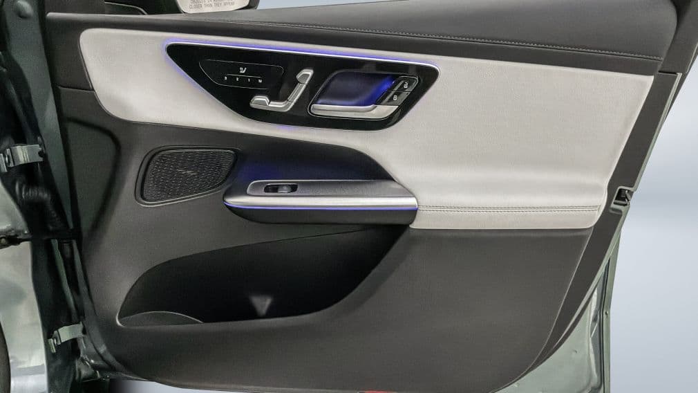 Mercedes Benz GLC GLC 350e 2025 — photo 28