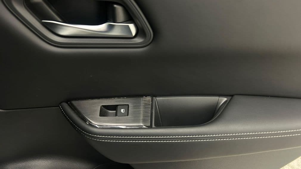 Nissan Rogue SV Moonroof 2024 — photo 11