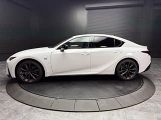 Lexus IS 300 4-door Compact Passenger Car 2025 — photo 7