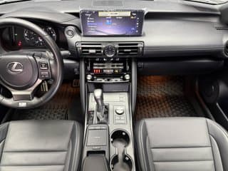 Lexus IS 300 4-door Compact Passenger Car 2025 — photo 20