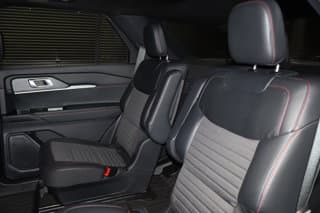 Ford Explorer 4WD Sport Utility Vehicles 2025 — photo 31