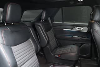 Ford Explorer 4WD Sport Utility Vehicles 2025 — photo 28