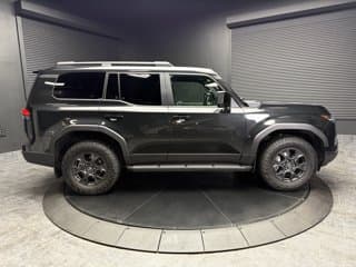 Lexus GX 550 4WD Sport Utility Vehicles 2024 — photo 2