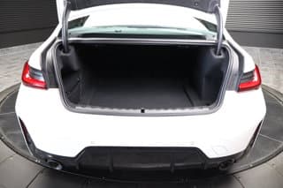 BMW 3 Series 4-door Compact Passenger Car 2025 — photo 5