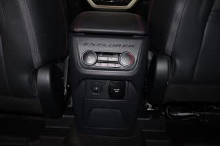 Ford Explorer 4WD Sport Utility Vehicles 2025 — photo 27