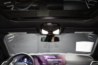 BMW 3 Series 4-door Compact Passenger Car 2025 — photo 23