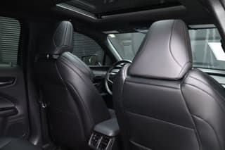 Lexus UX 300h 4-door Compact Passenger Car 2025 — photo 22