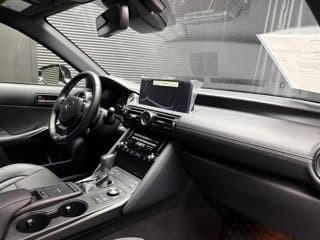 Lexus IS 300 4-door Compact Passenger Car 2025 — photo 11