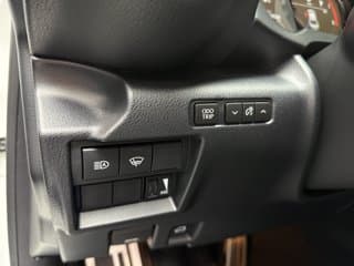 Lexus IS 300 4-door Compact Passenger Car 2025 — photo 16