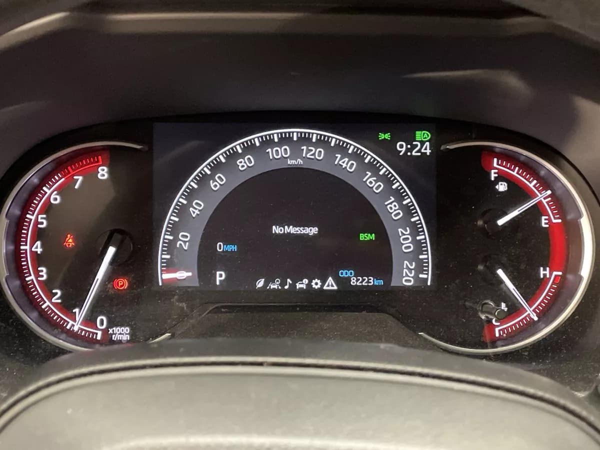 Toyota RAV4 2025 — photo 10