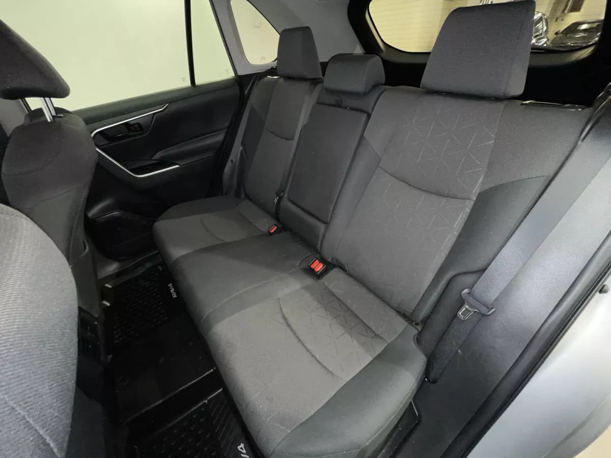 Toyota RAV4 2024 — photo 25