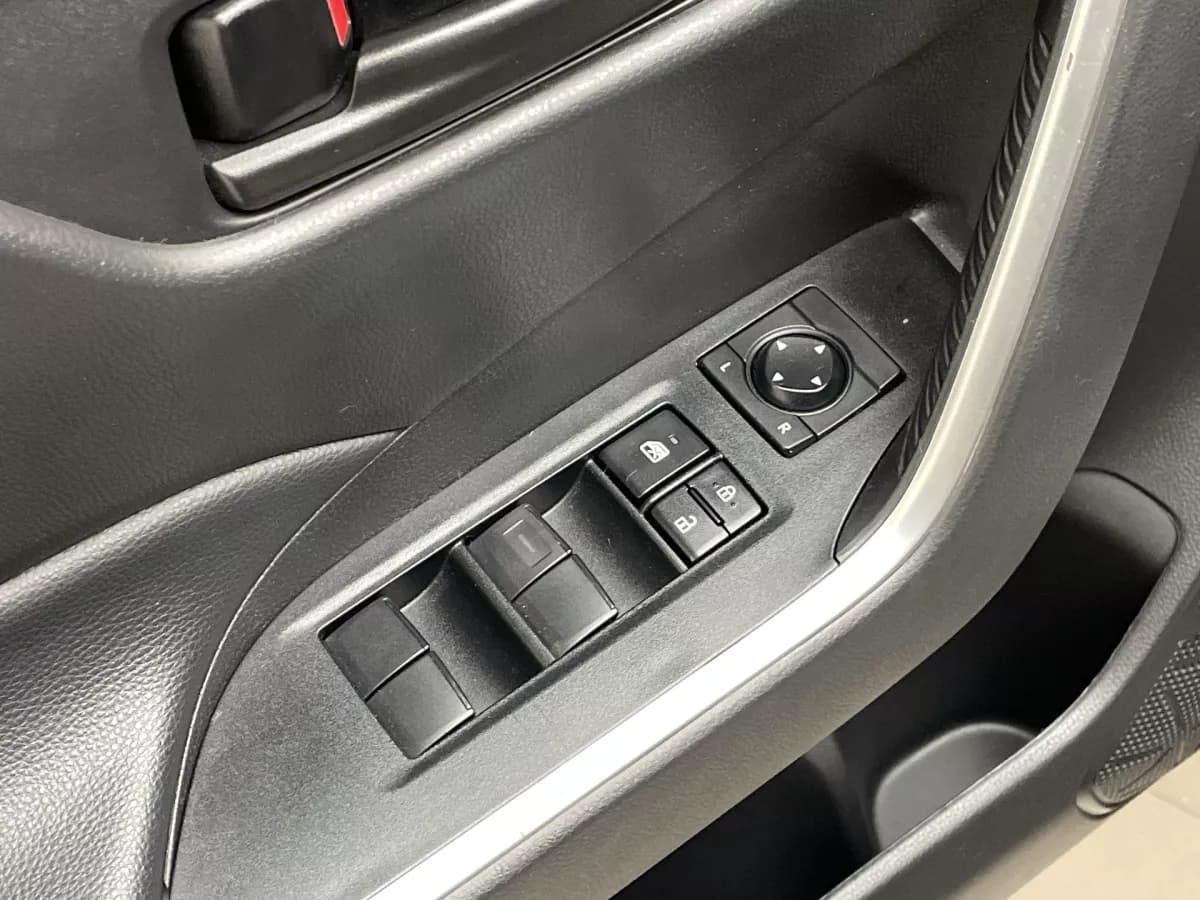 Toyota RAV4 2024 — photo 15
