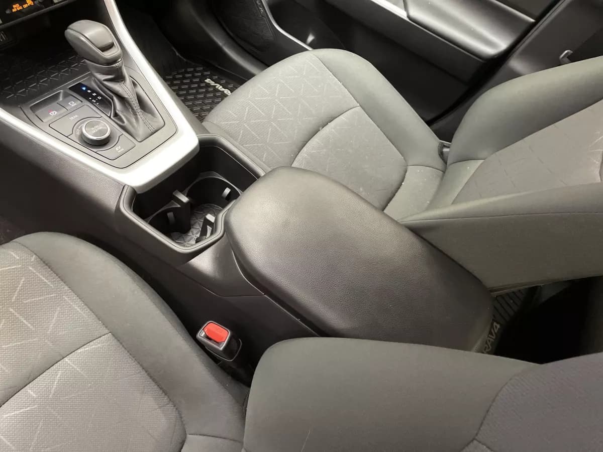 Toyota RAV4 2024 — photo 23