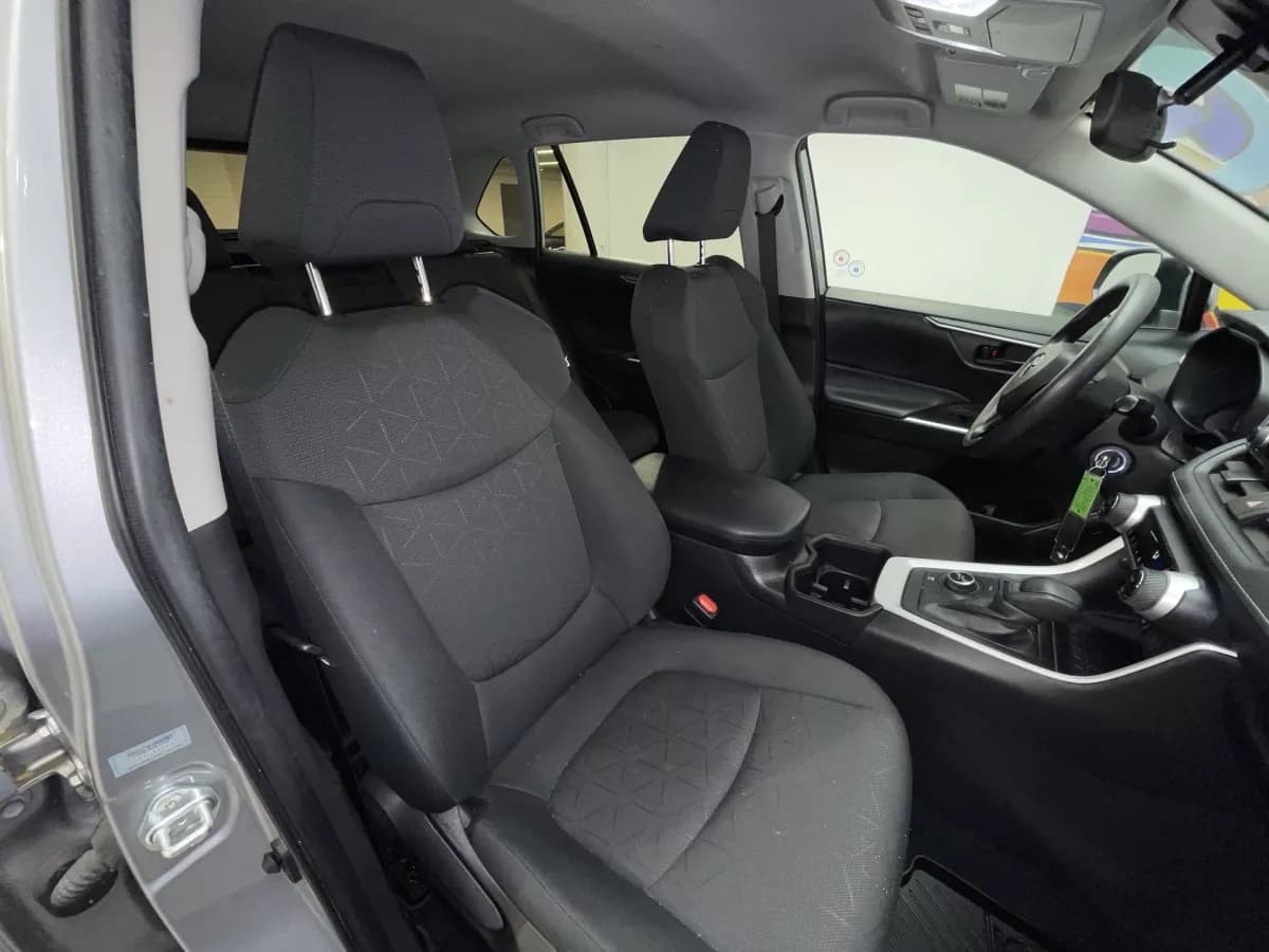 Toyota RAV4 2024 — photo 26