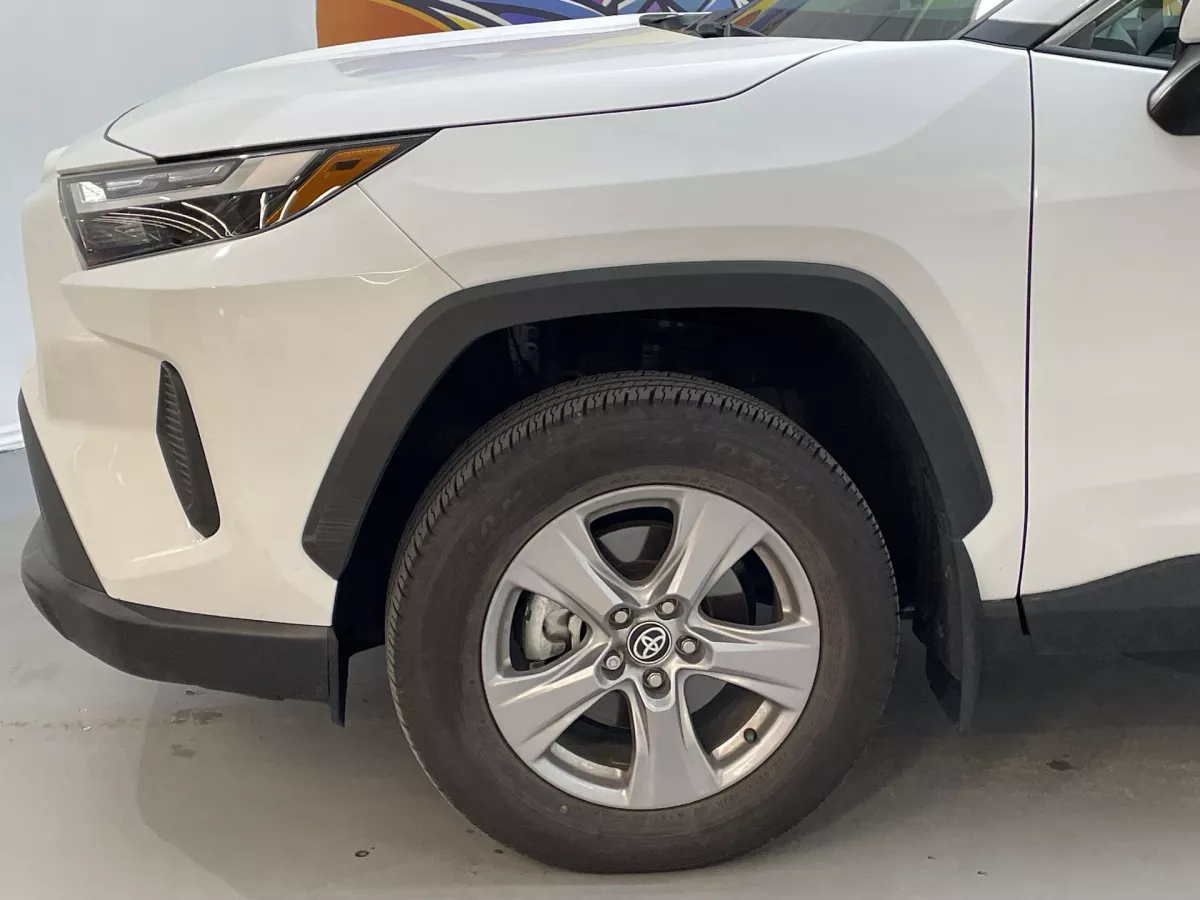 Toyota RAV4 2025 — photo 19