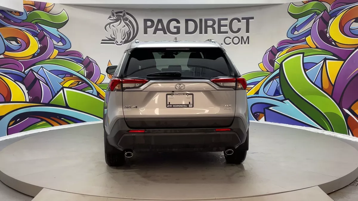 Toyota RAV4 2025 — photo 7