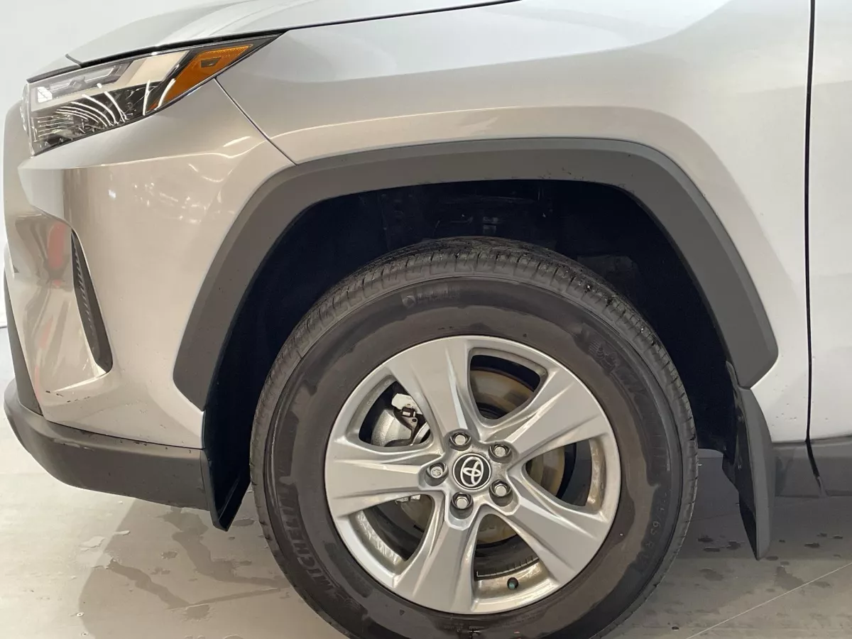 Toyota RAV4 2025 — photo 11