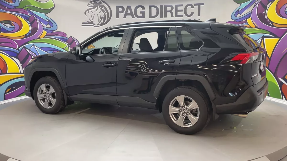 Toyota RAV4 2025 — photo 3