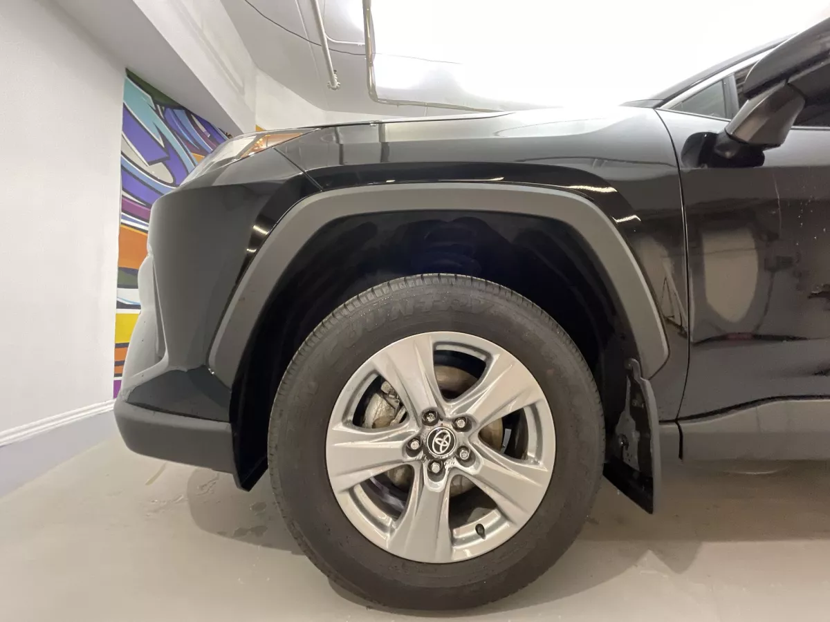 Toyota RAV4 2025 — photo 19