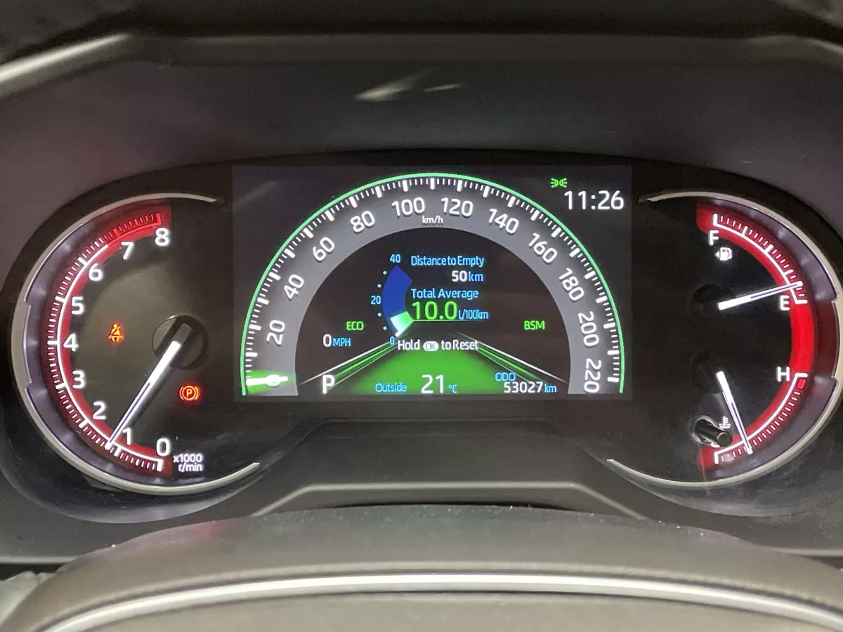 Toyota RAV4 2025 — photo 10