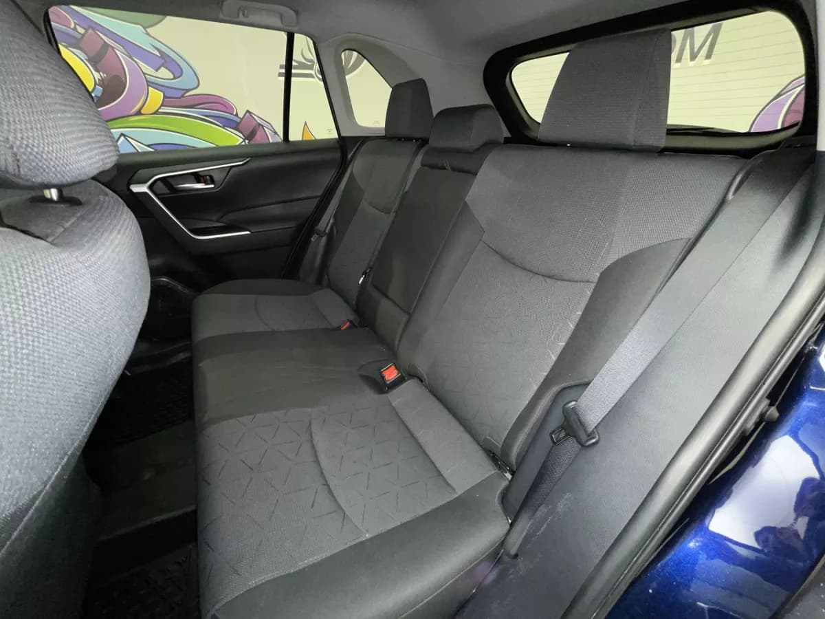 Toyota RAV4 2025 — photo 25