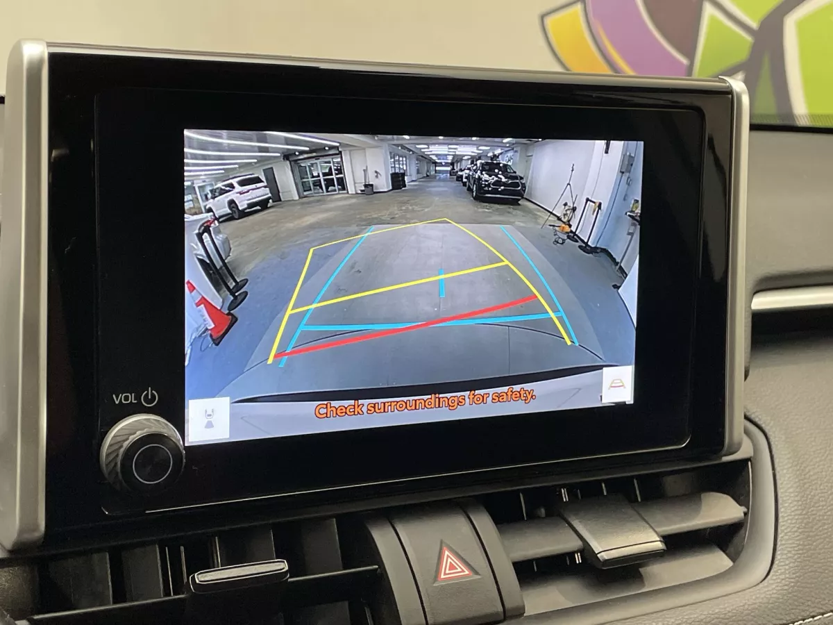Toyota RAV4 2024 — photo 24