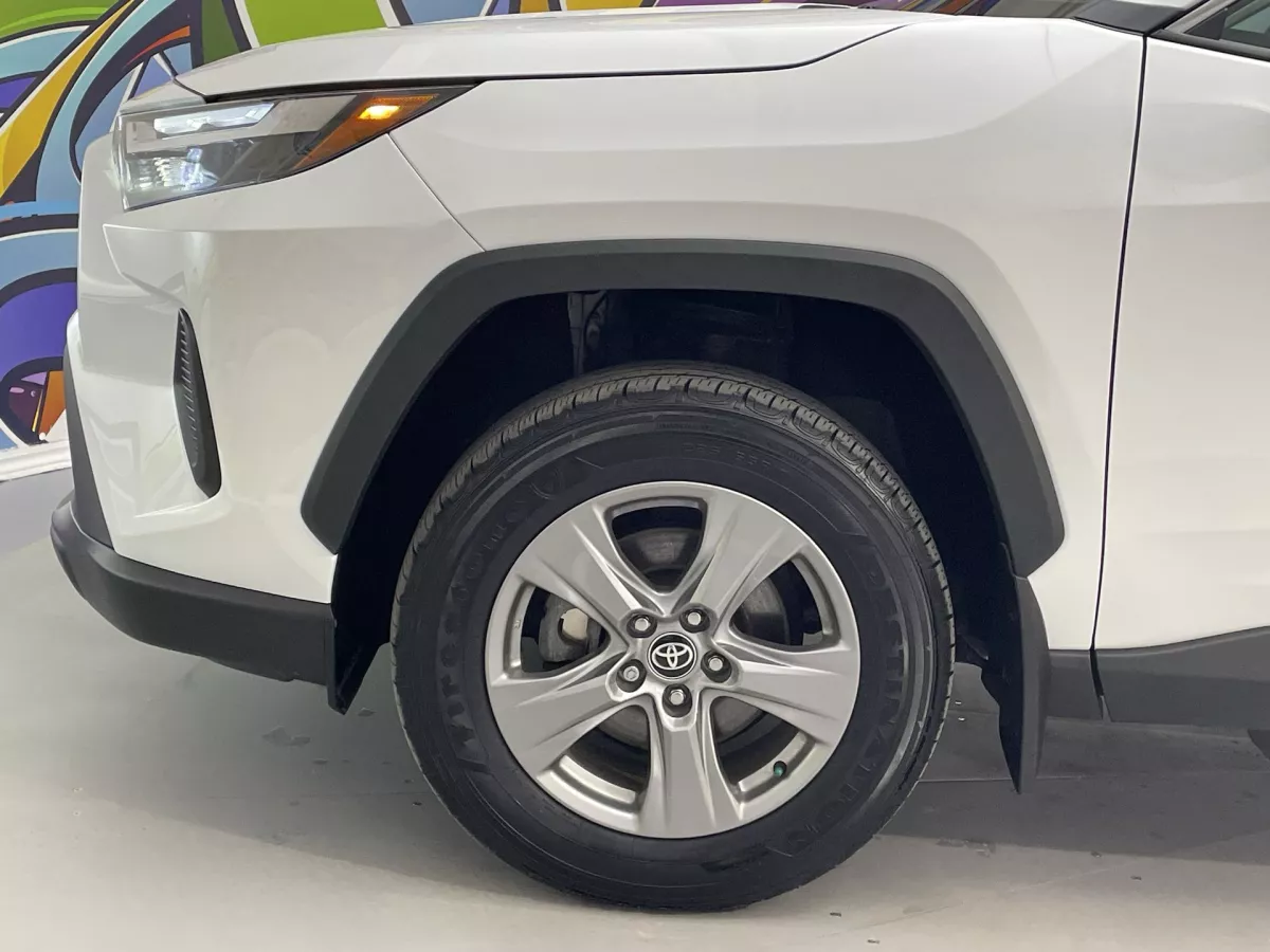 Toyota RAV4 2024 — photo 19