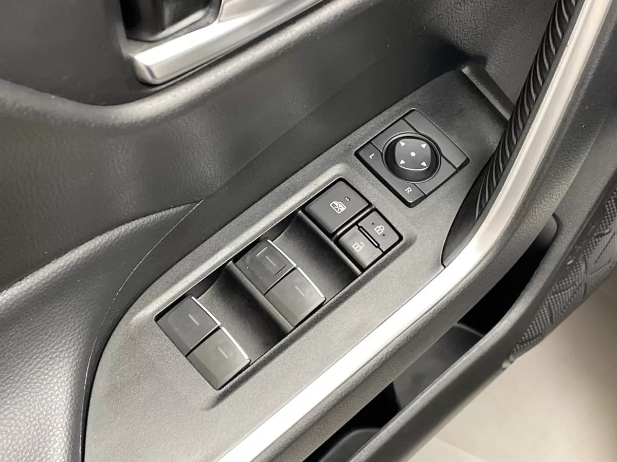 Toyota RAV4 2024 — photo 15