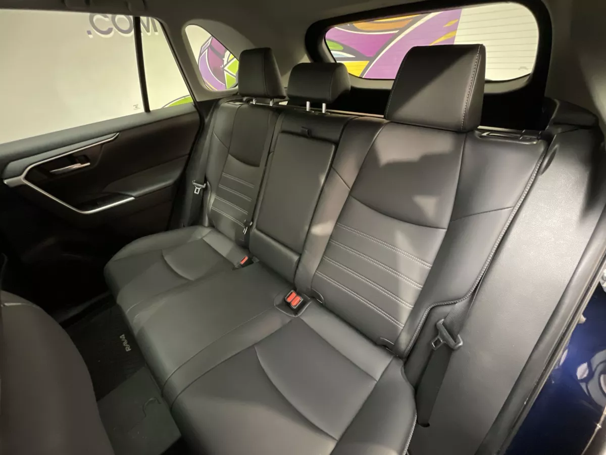 Toyota RAV4 2025 — photo 25