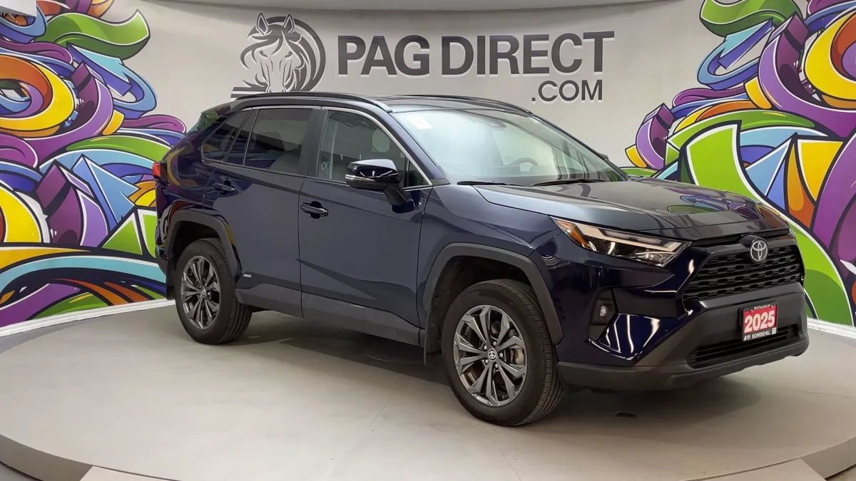 Toyota RAV4 2025 — photo 8