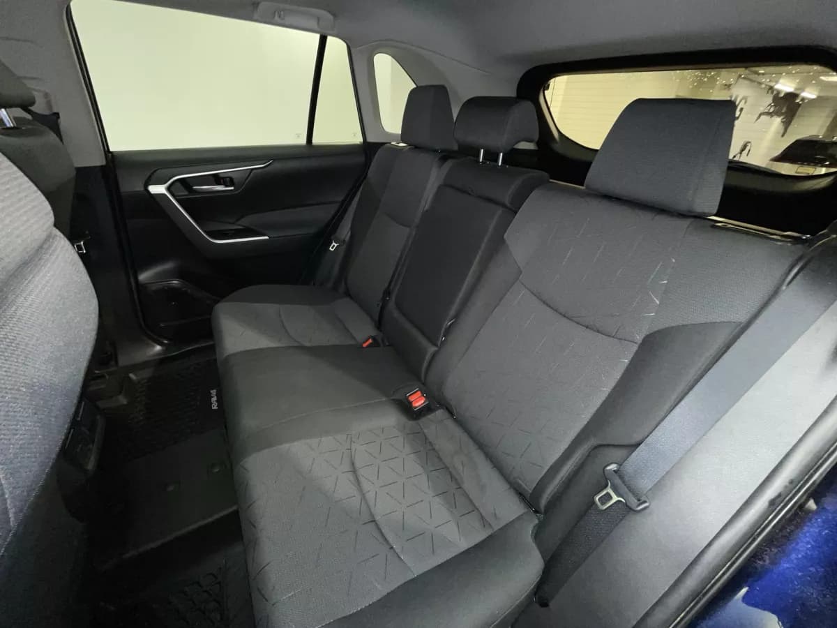 Toyota RAV4 2025 — photo 25