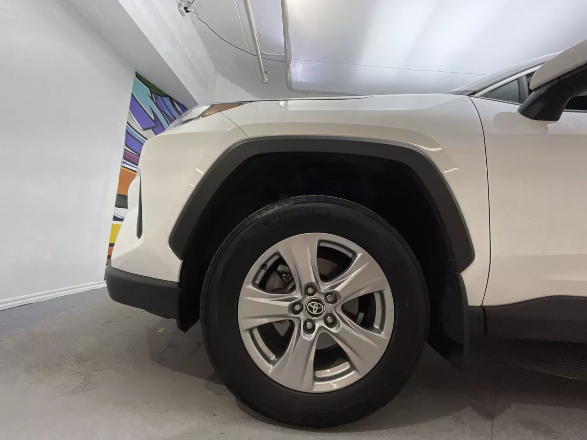 Toyota RAV4 2025 — photo 19