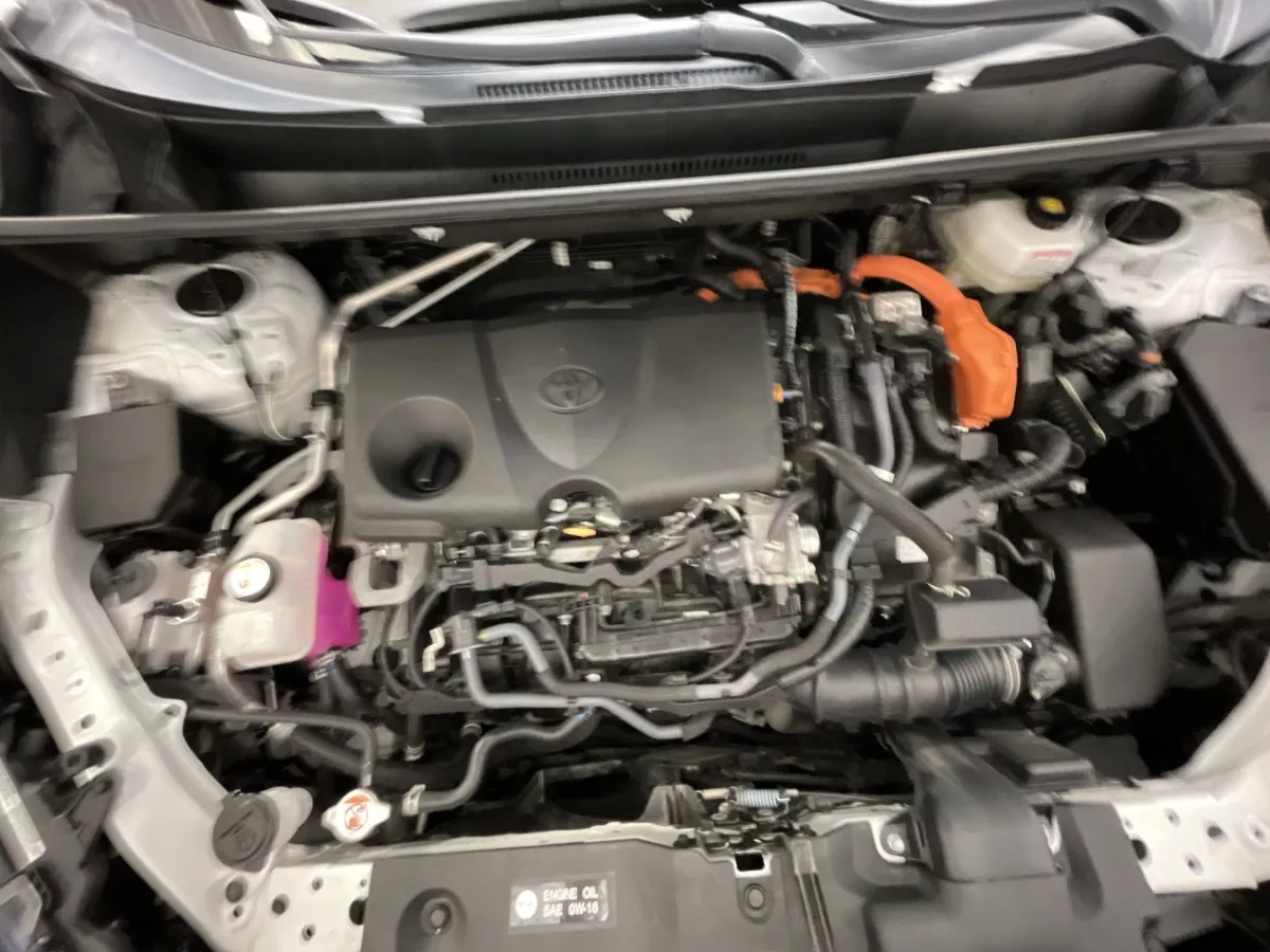 Toyota RAV4 2025 — photo 18