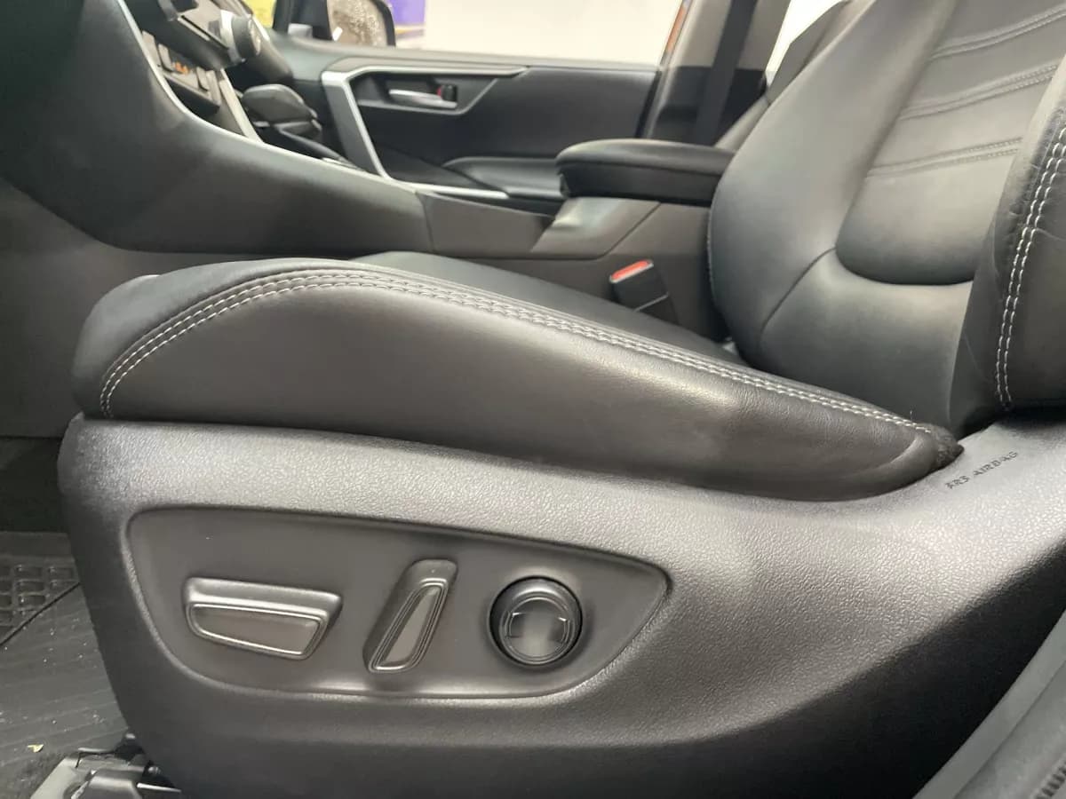 Toyota RAV4 2024 — photo 14