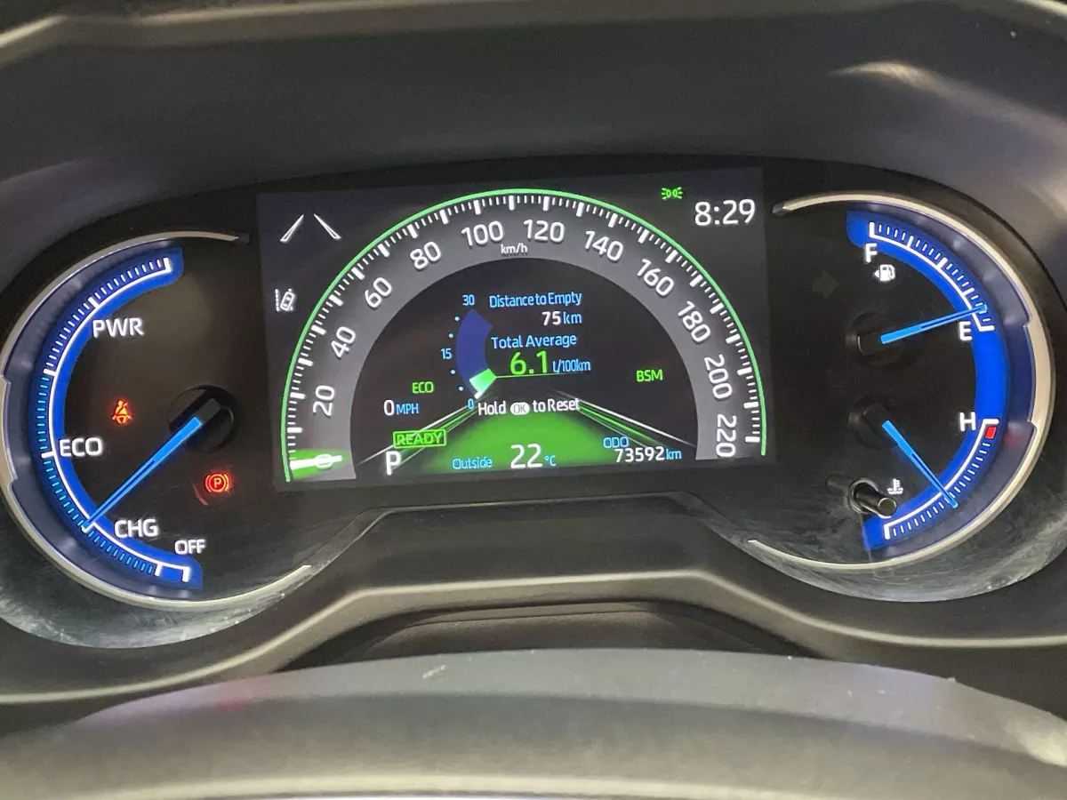 Toyota RAV4 2024 — photo 10