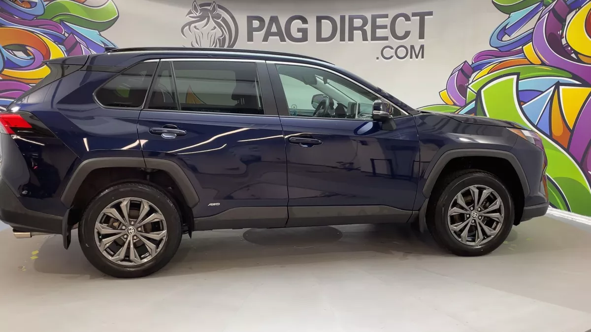 Toyota RAV4 2024 — photo 8