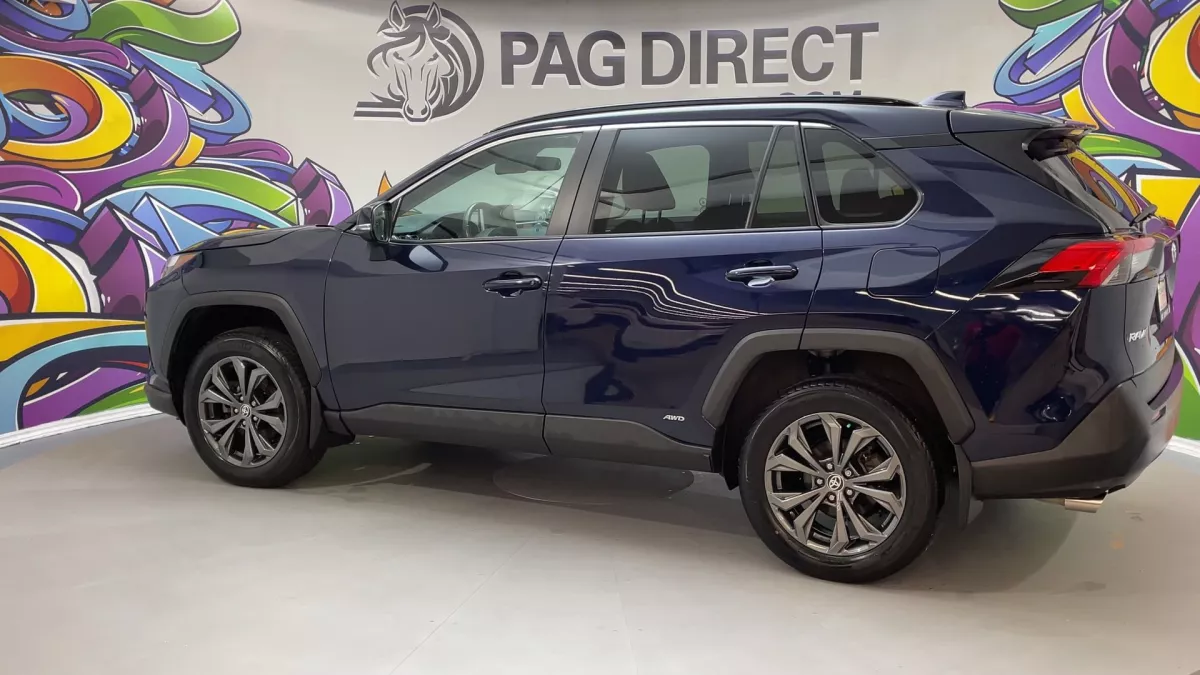 Toyota RAV4 2024 — photo 3