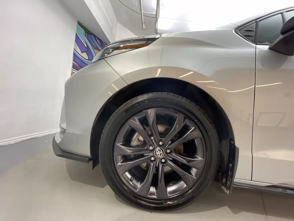 Toyota Sienna 2025 — photo 19