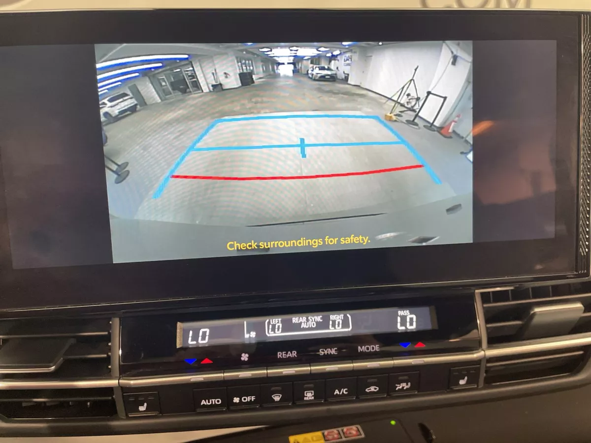 Toyota Sienna 2025 — photo 25
