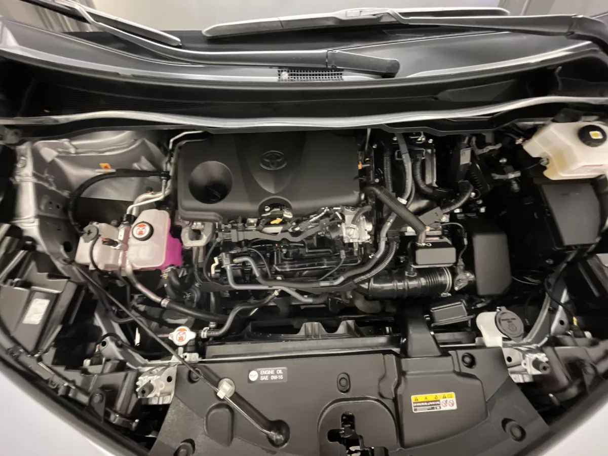 Toyota Sienna 2025 — photo 18