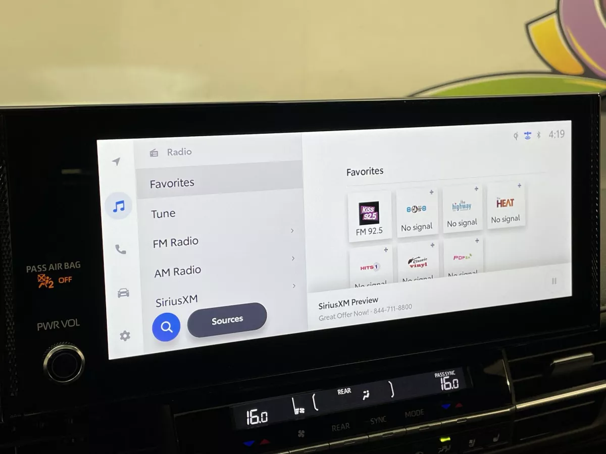 Toyota Sienna 2025 — photo 12