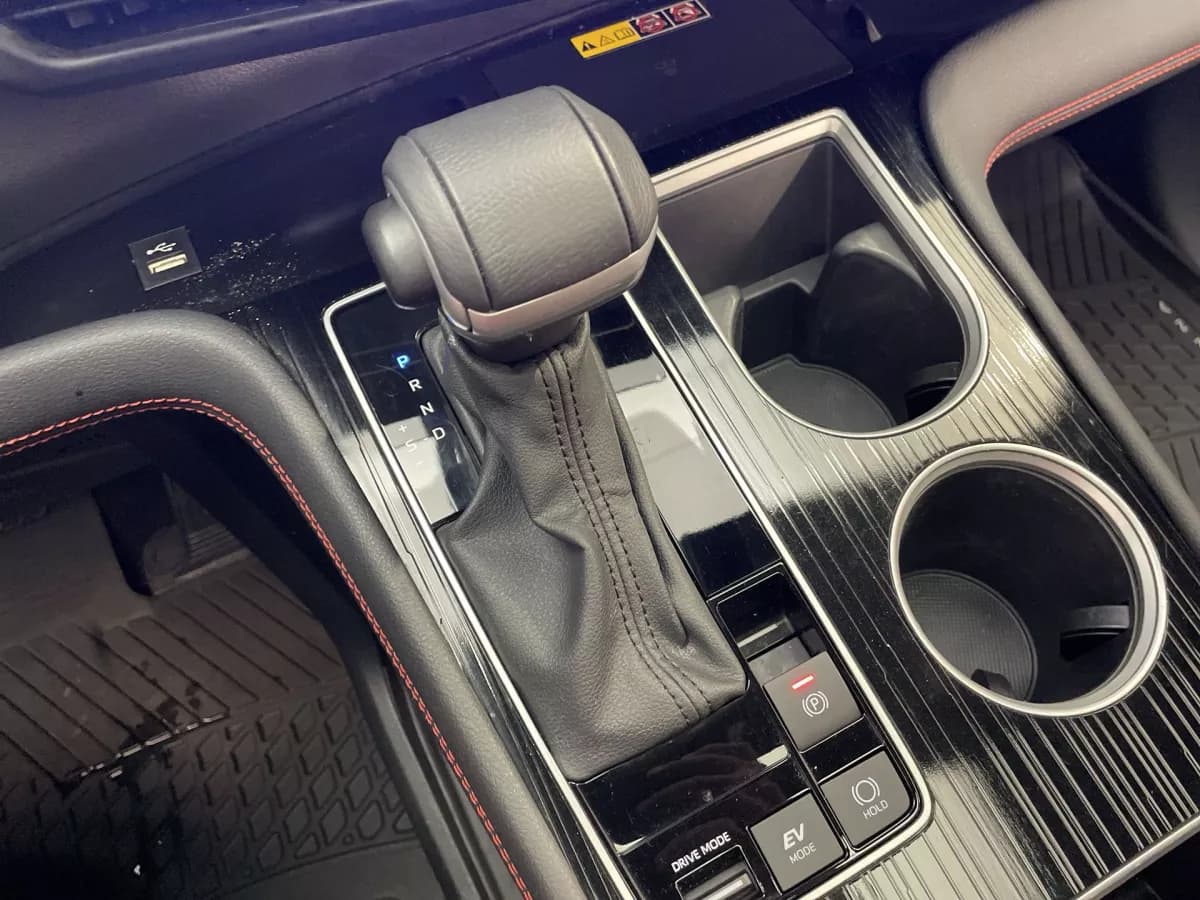 Toyota Sienna 2025 — photo 23