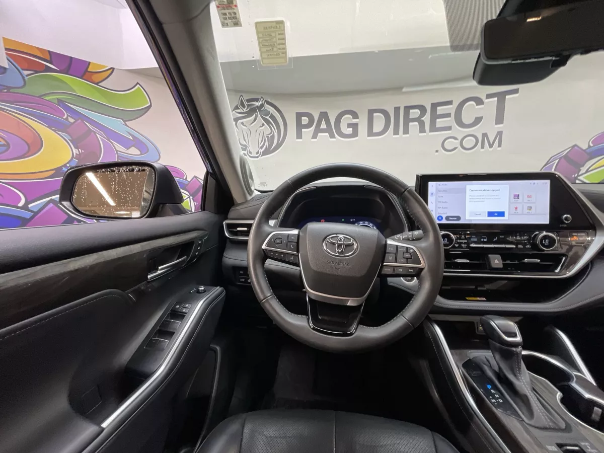 Toyota Highlander 2024 — photo 11
