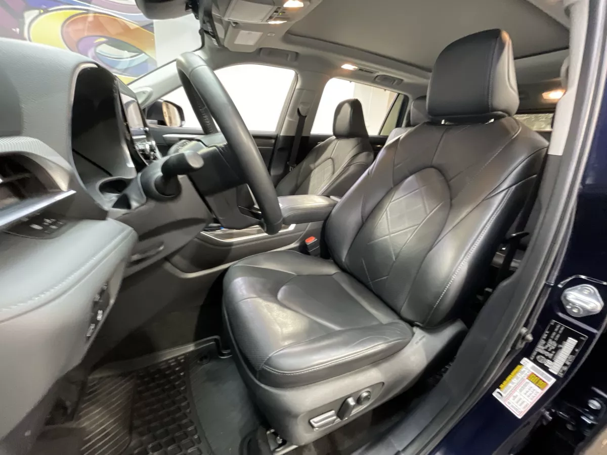 Toyota Highlander 2024 — photo 13