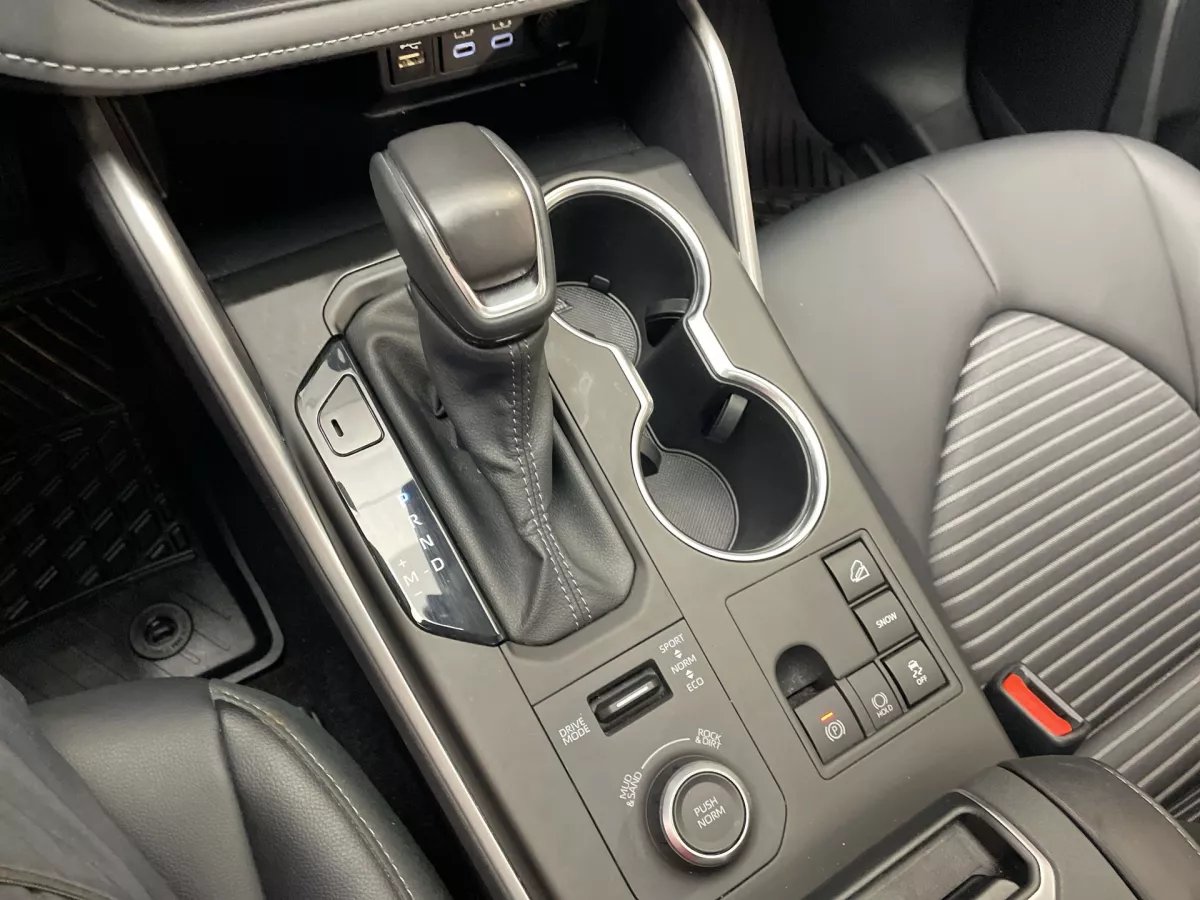 Toyota Highlander 2025 — photo 23