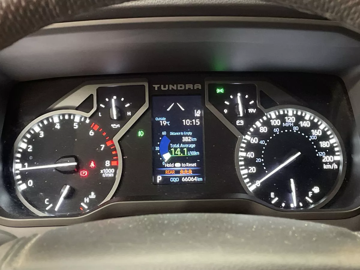 Toyota Tundra 2024 — photo 10