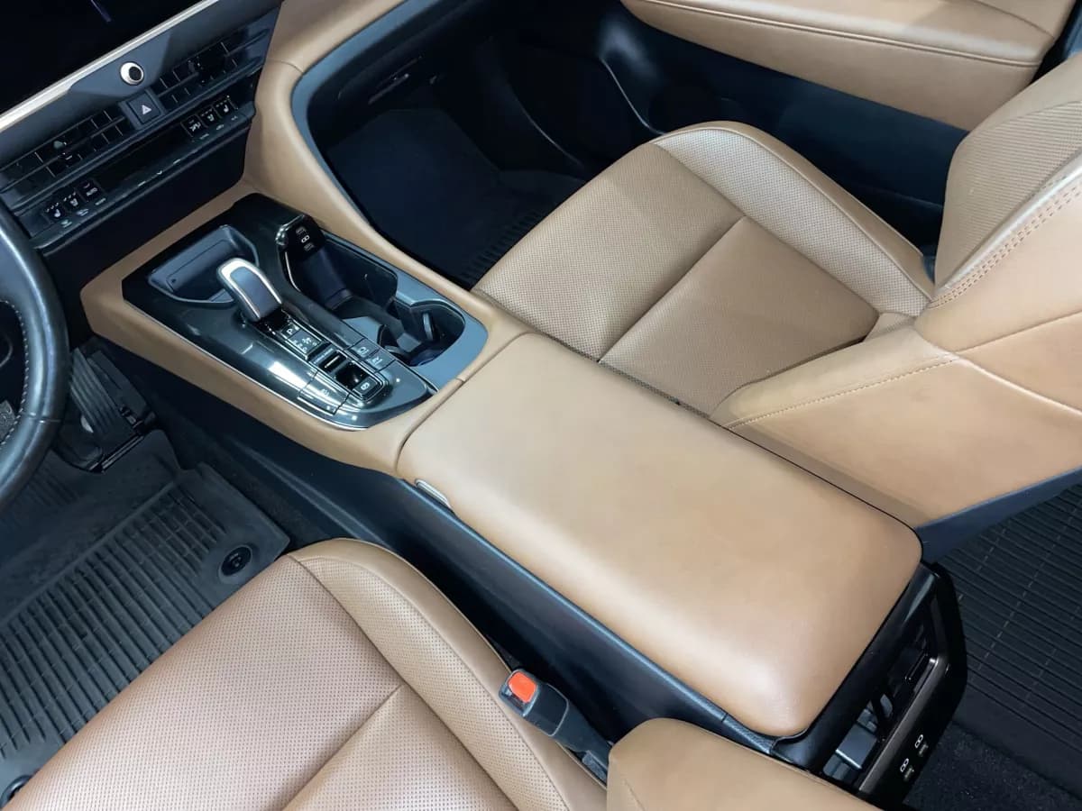 Toyota Crown Signia 2025 — photo 23