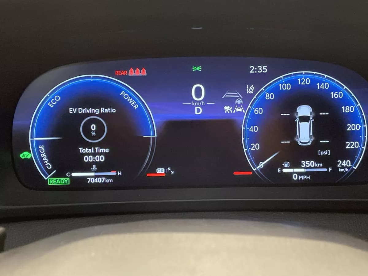 Toyota Crown Signia 2025 — photo 10